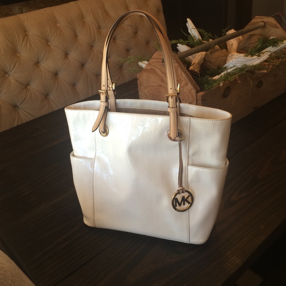 Michael Kors Jet Set White Patent Leather Handbag